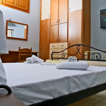 公寓 Irene Guest House-syros *