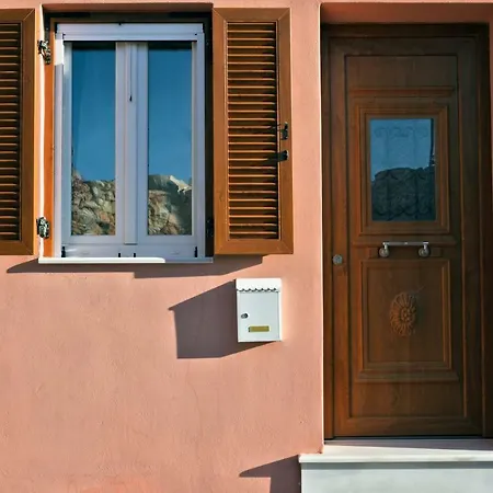 公寓 Irene Guest House-syros *